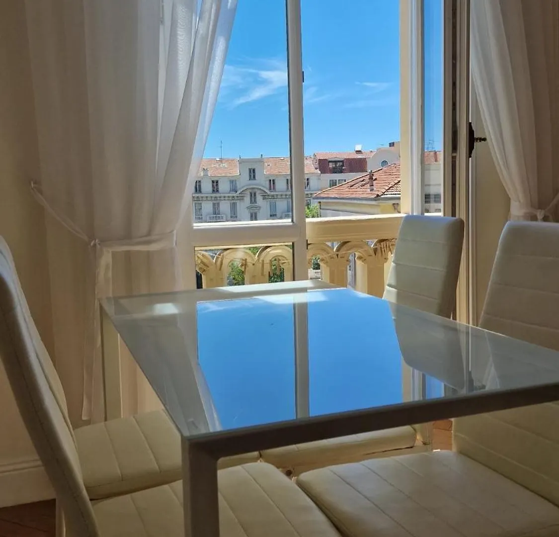 Apartement Gt Nice Apartment